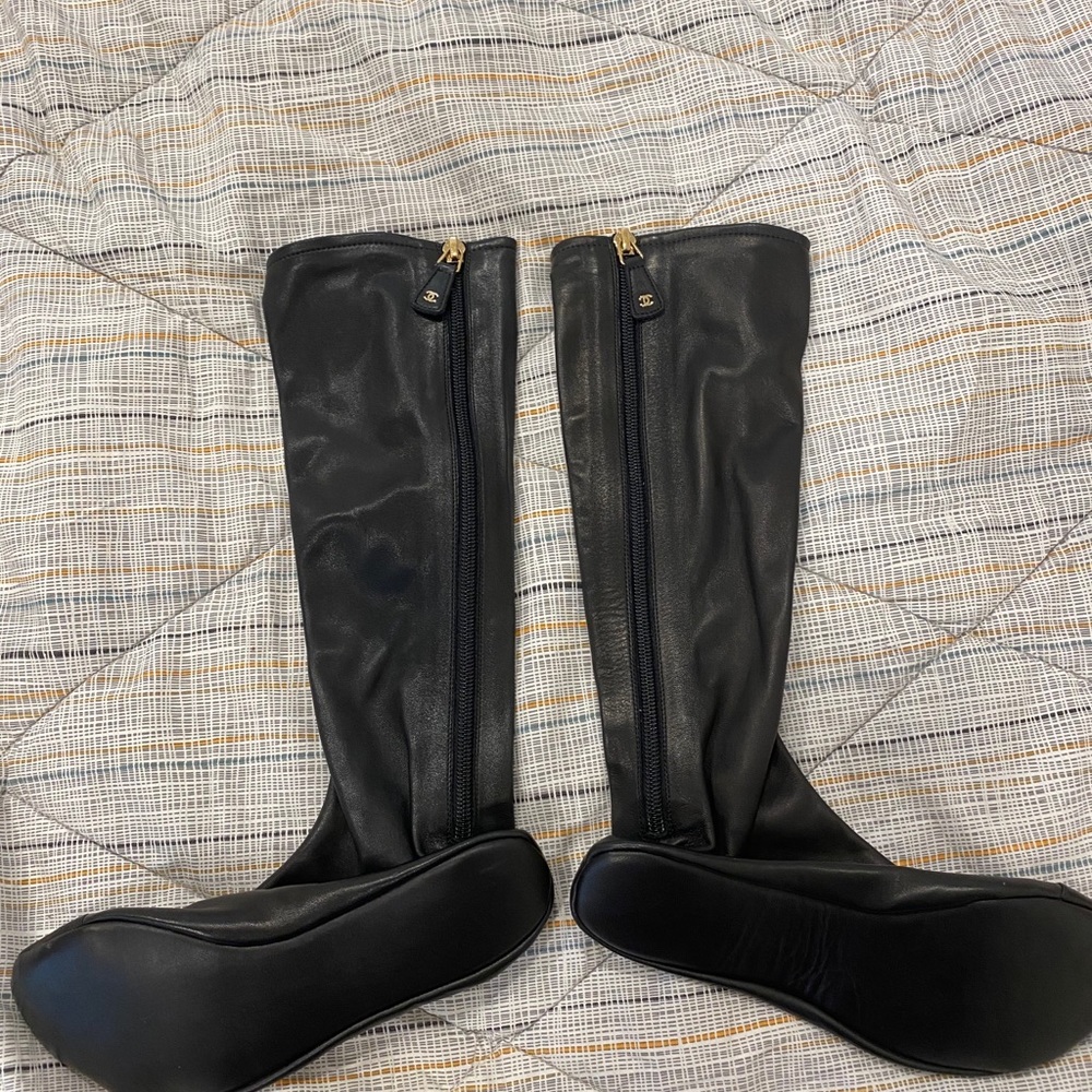 Chanel butter soft leather socks sz 7.5 8